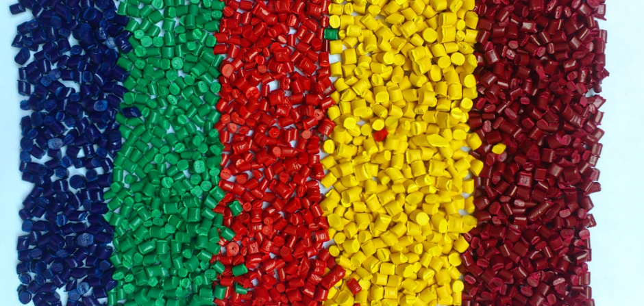 塑料薄膜行業(yè)對(duì)色母的要求預(yù)計(jì)注意事項(xiàng)有哪些？(圖1)