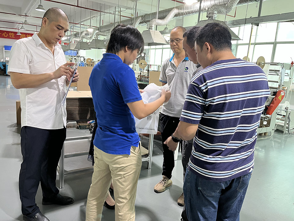 歡迎小米公司最后驗廠環(huán)節(jié)！(圖2)