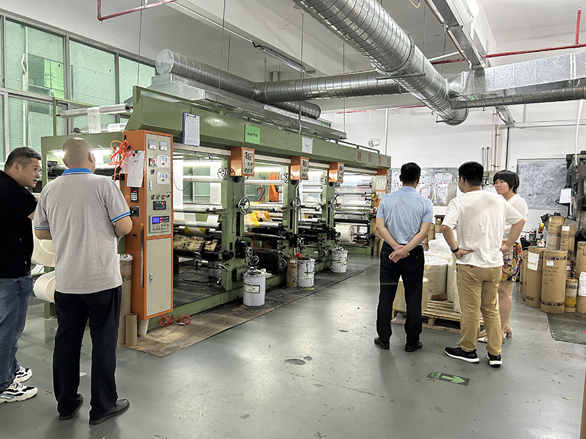 久信達歡迎添可智能看廠，為您帶來環(huán)保包裝解決方案(圖3)