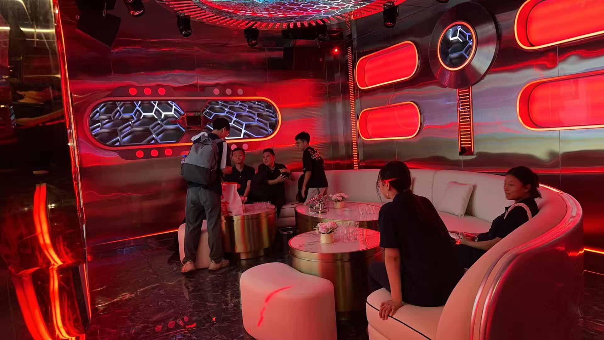 久信達(dá)科技公司員工齊聚光明區(qū)蠄蜍石，開(kāi)啟活力爬山之旅暨團(tuán)建活動(dòng)(圖6)